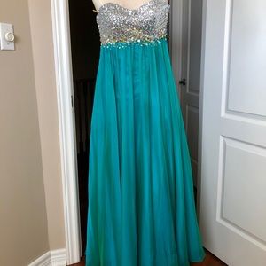 Sparkly Evening Dresses